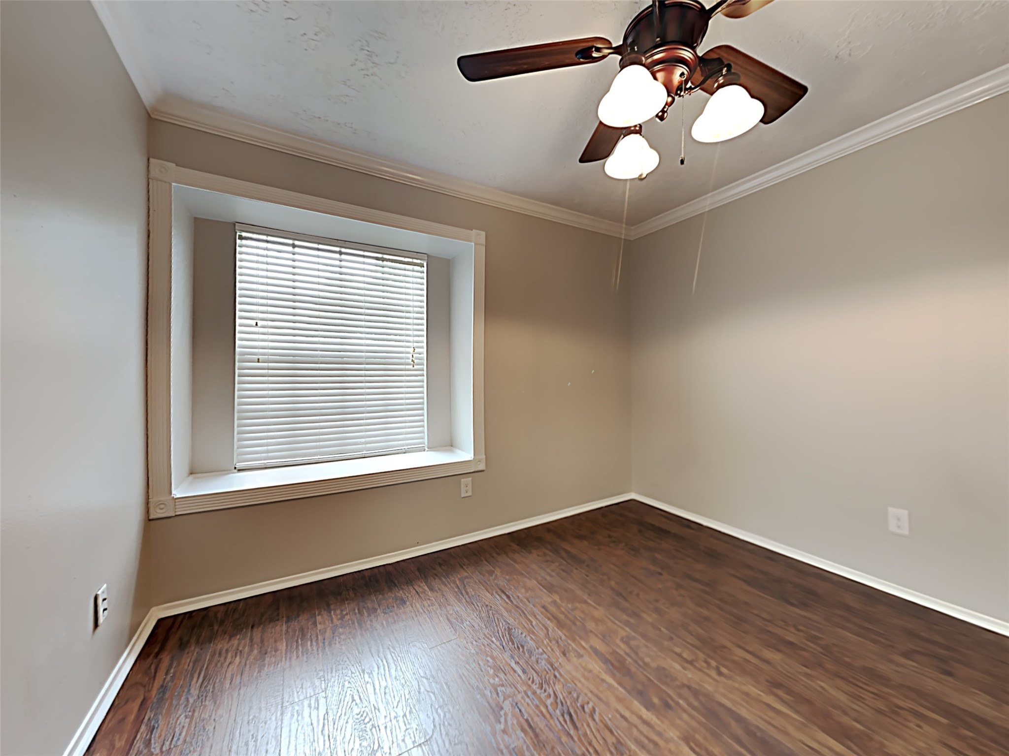 7311 El Cresta Drive Property Photo 14