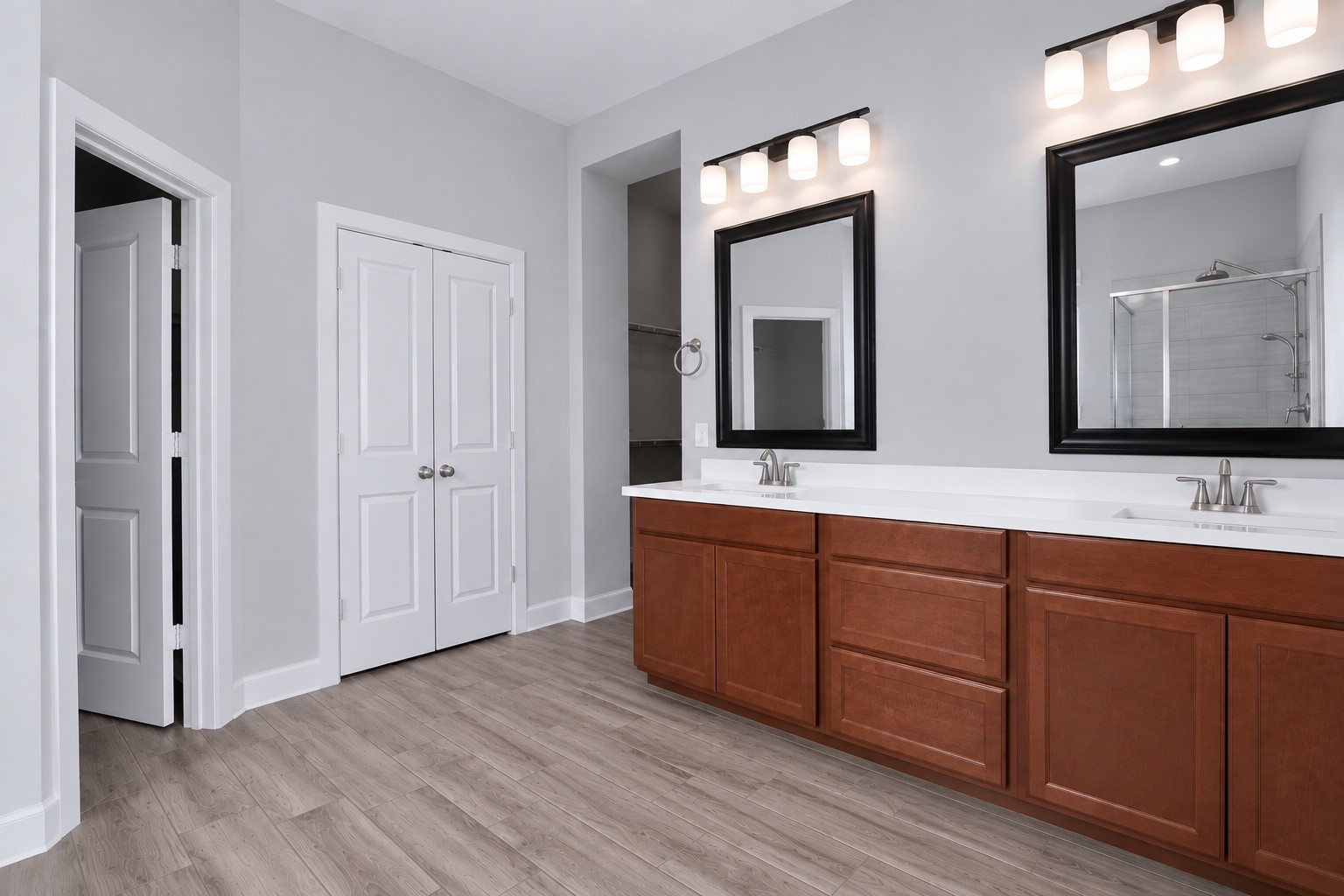 1515 Shining Willow Court Property Photo 12