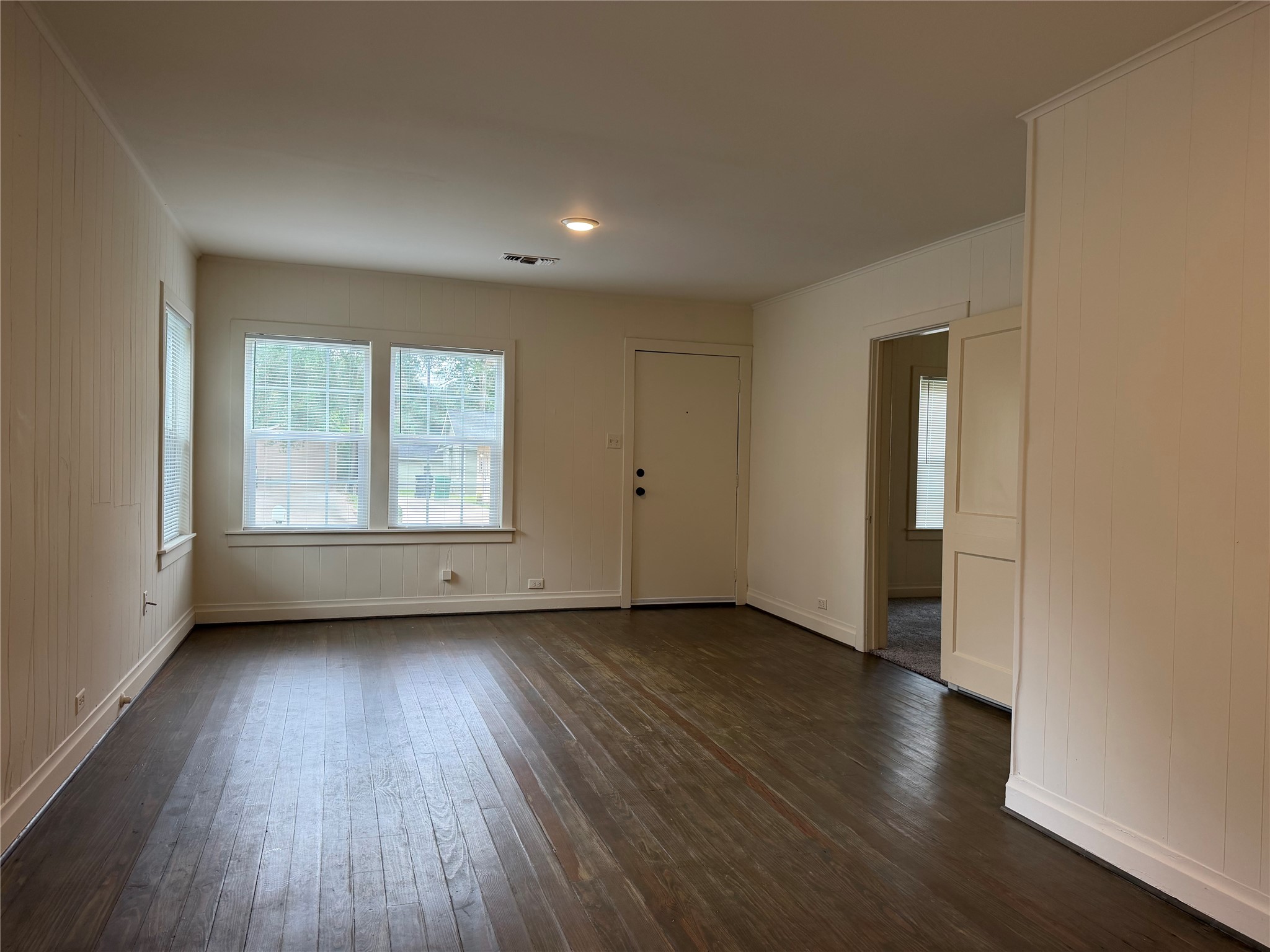1106 S Jackson Street Property Photo 2