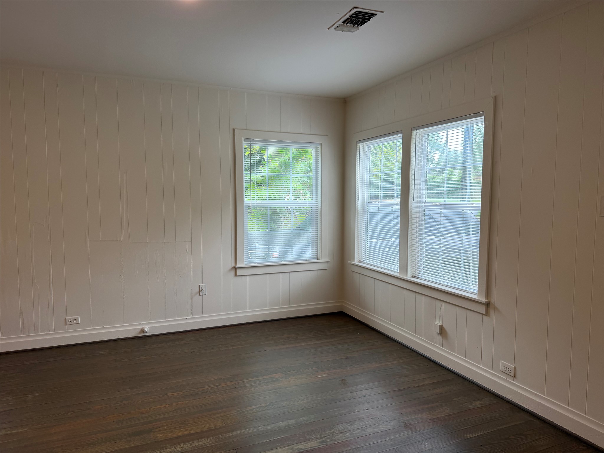 1106 S Jackson Street Property Photo 5