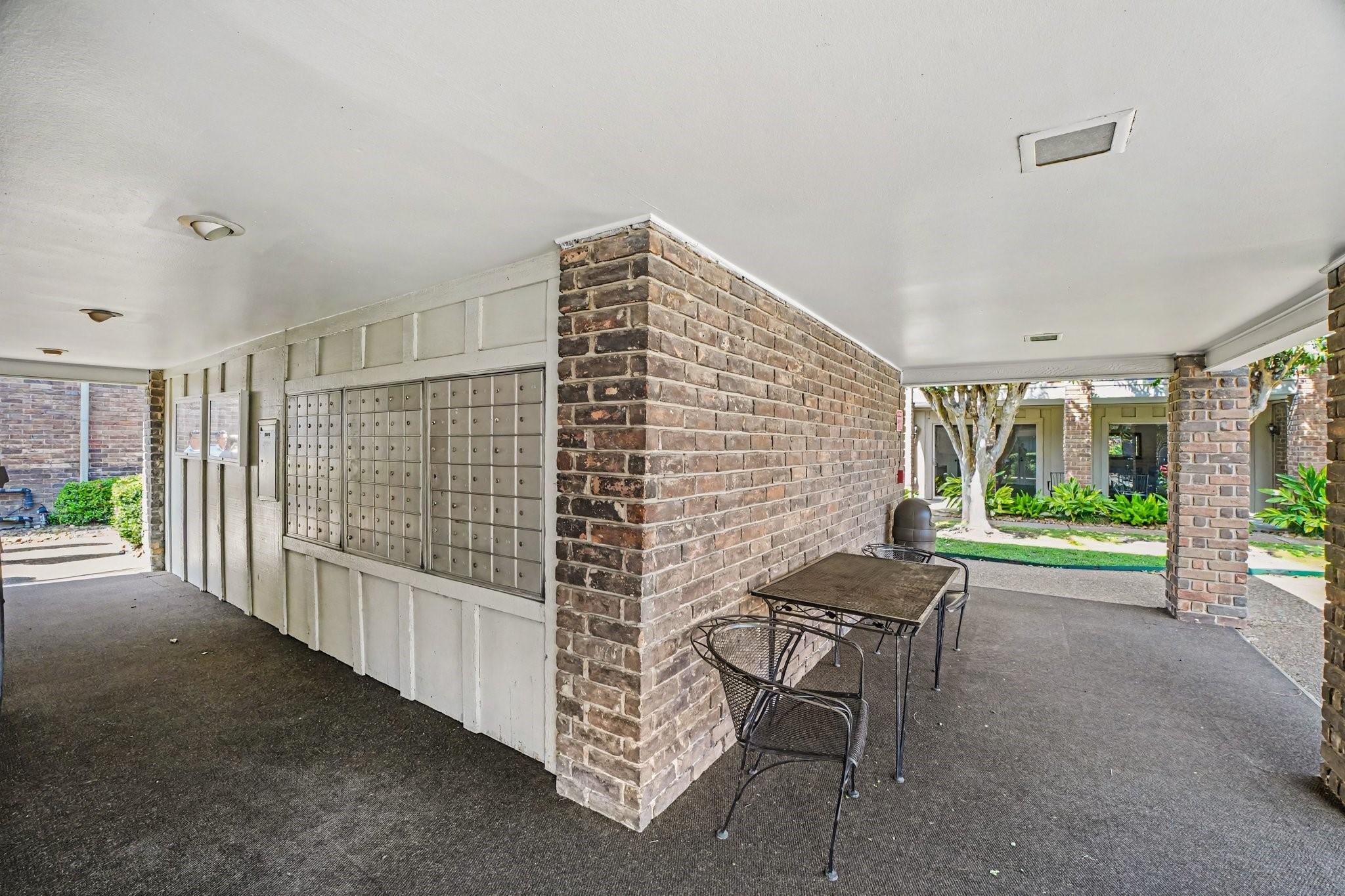 7575 Katy Freeway 84 Property Photo 33