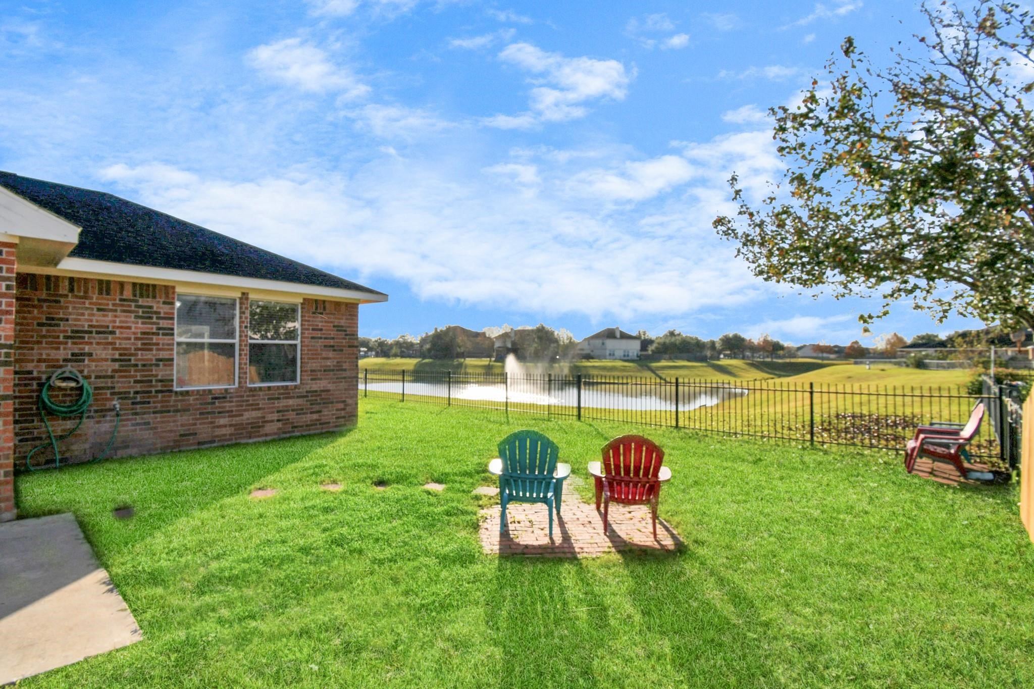 21527 Bedias Creek Drive Property Photo 16