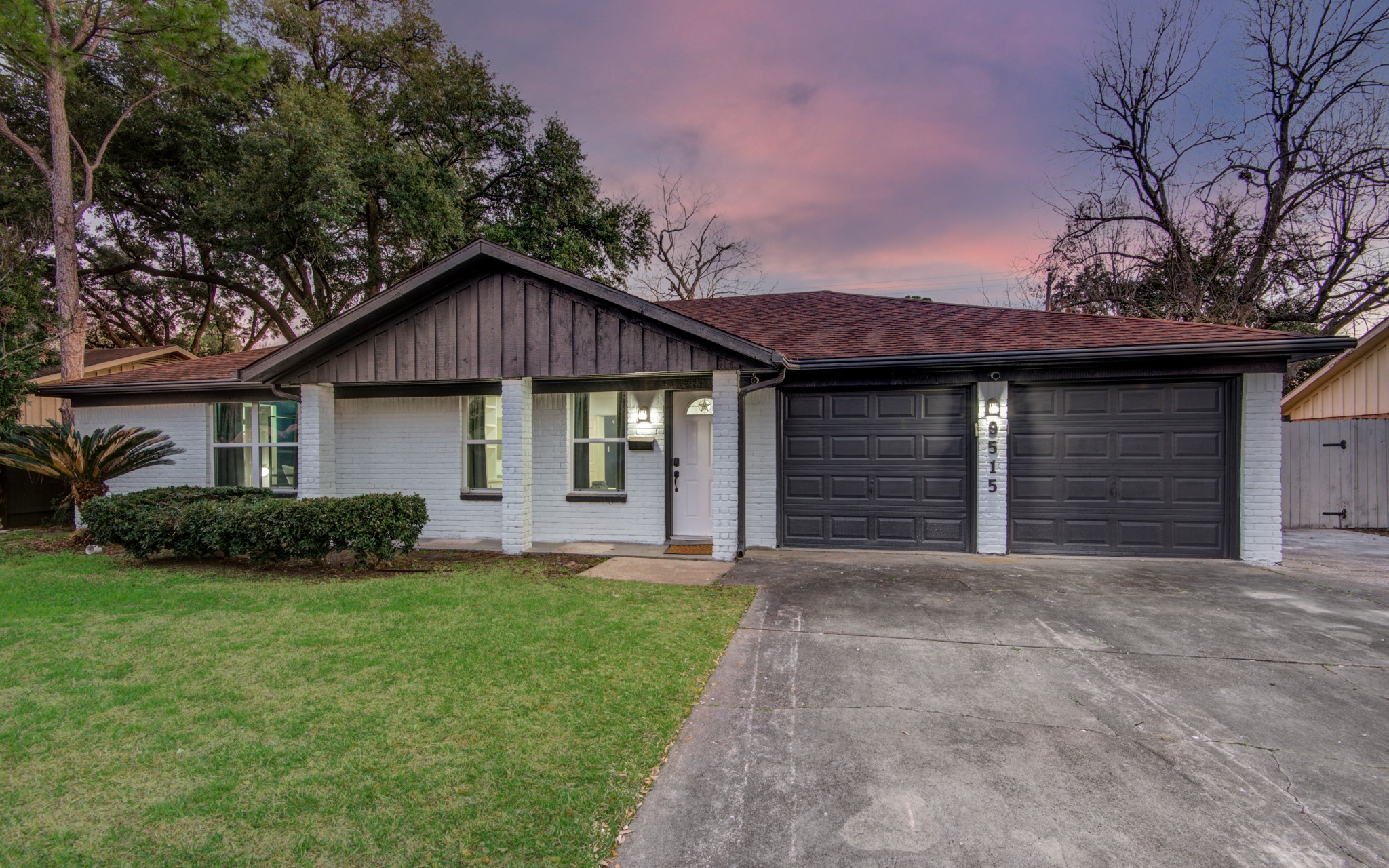 9515 Meadowglen Lane Property Photo