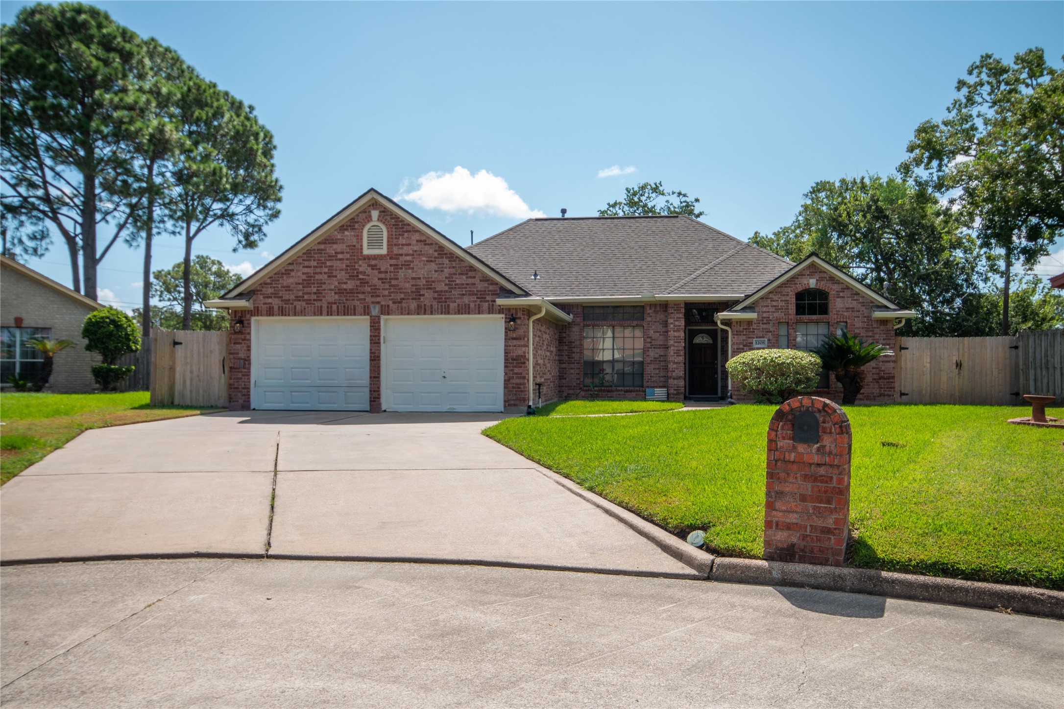 1208 Parkwest Street Property Photo 1