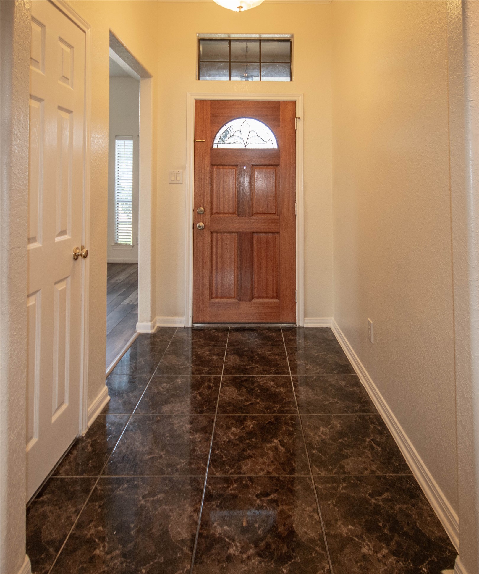 1208 Parkwest Street Property Photo 3