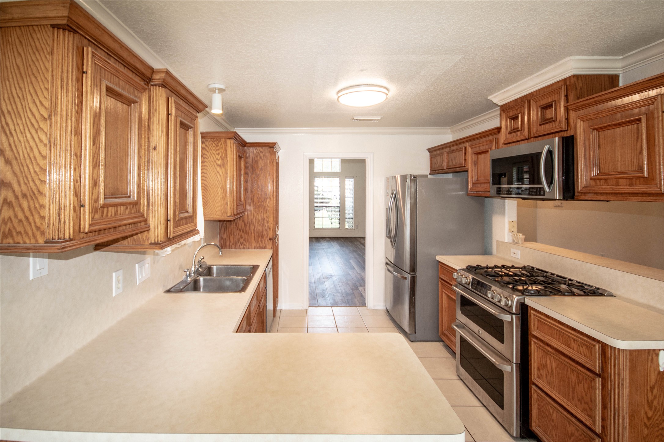 1208 Parkwest Street Property Photo 12