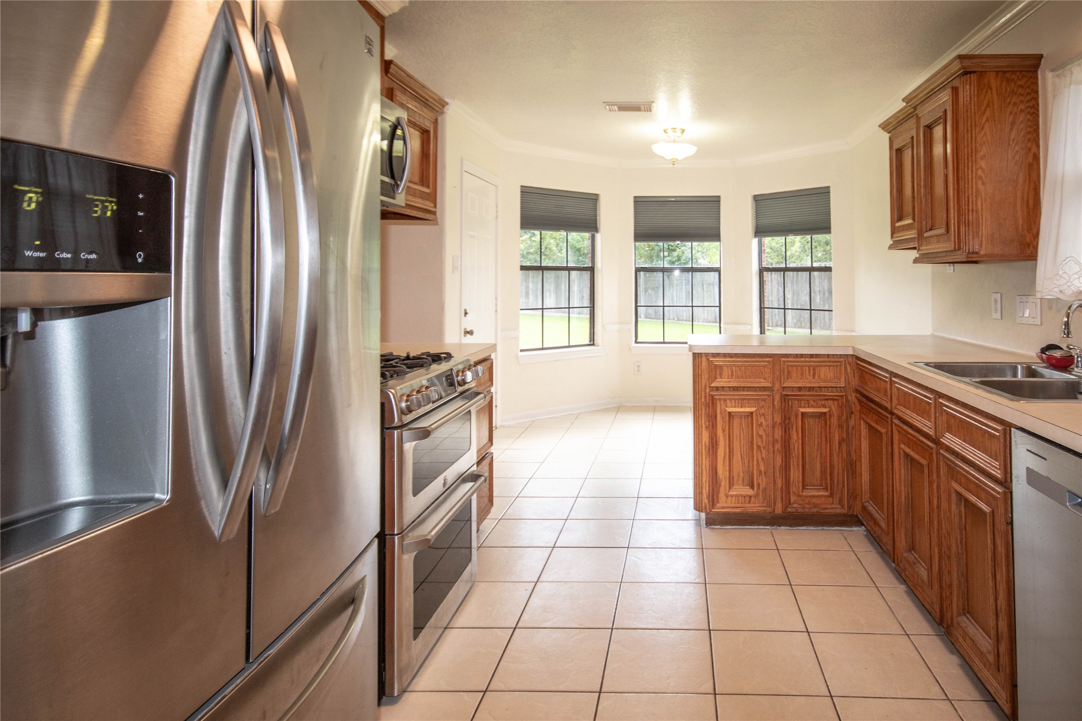 1208 Parkwest Street Property Photo 13