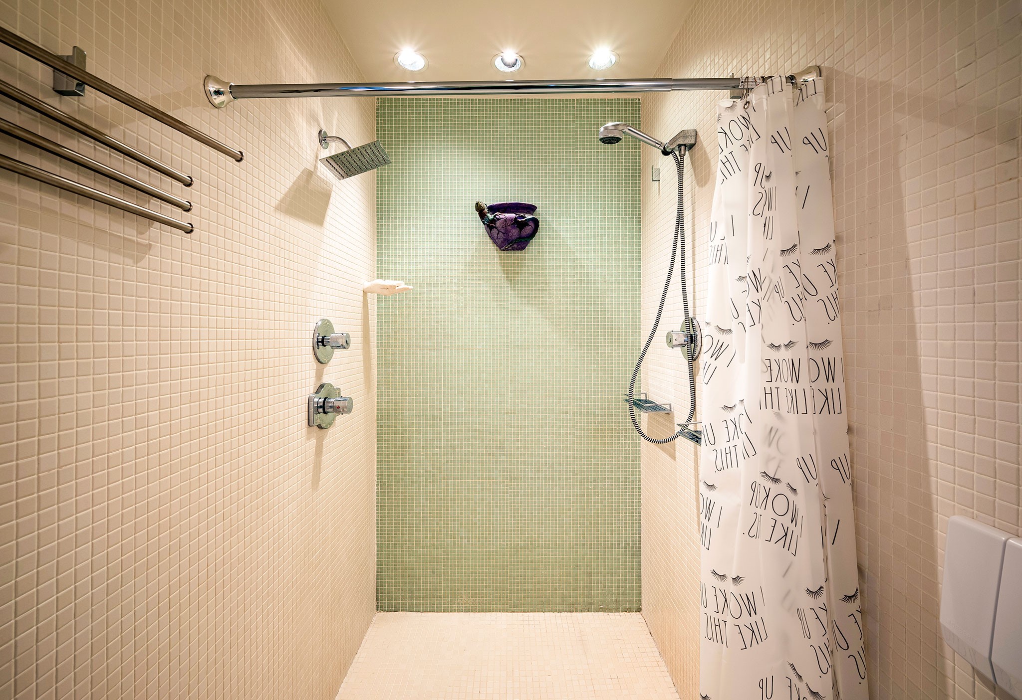 6119 Waltway Drive Property Photo 13
