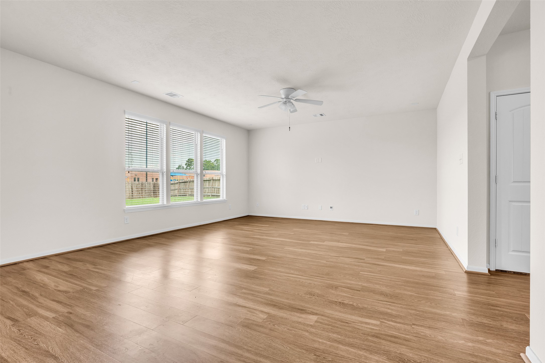20519 Pembridge Green Drive Property Photo 11