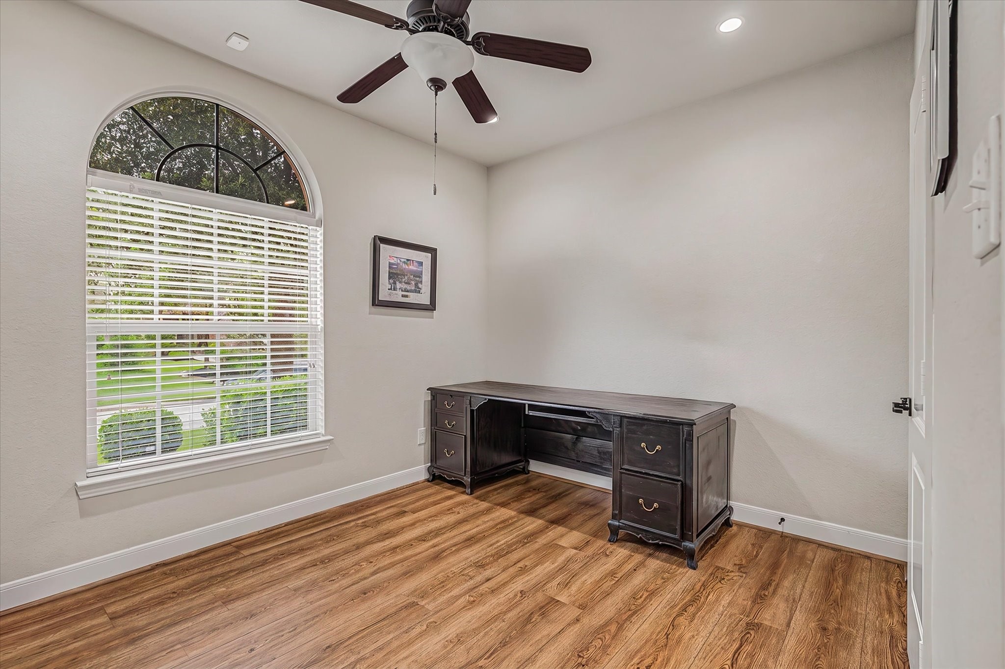 102 N Victoriana Circle Property Photo 30