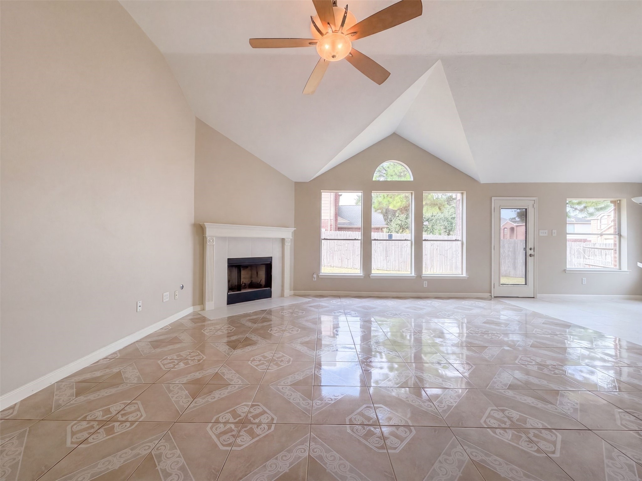 3419 Foursome Lane Property Photo 3