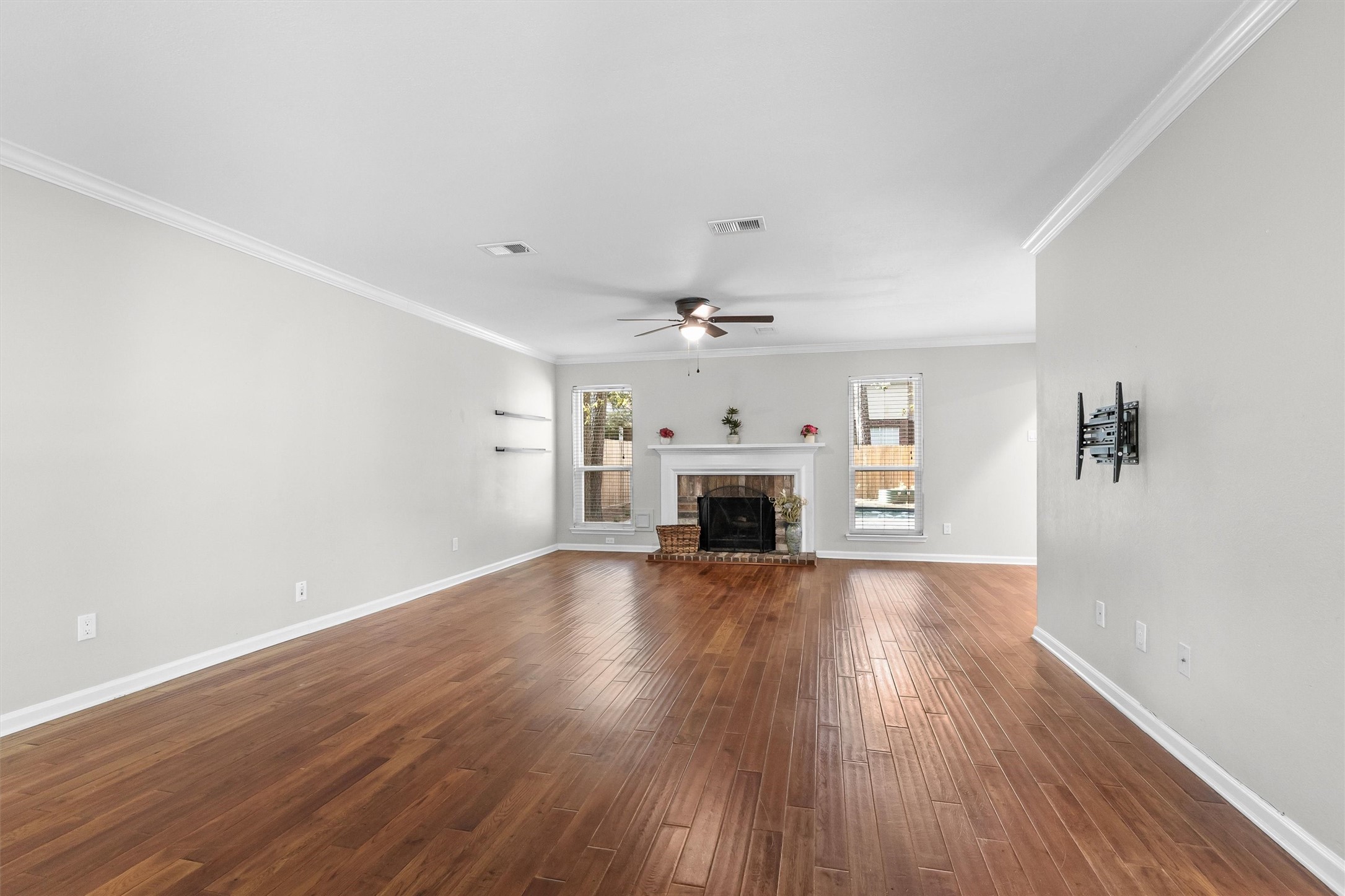 2 Summithill Place Property Photo 3
