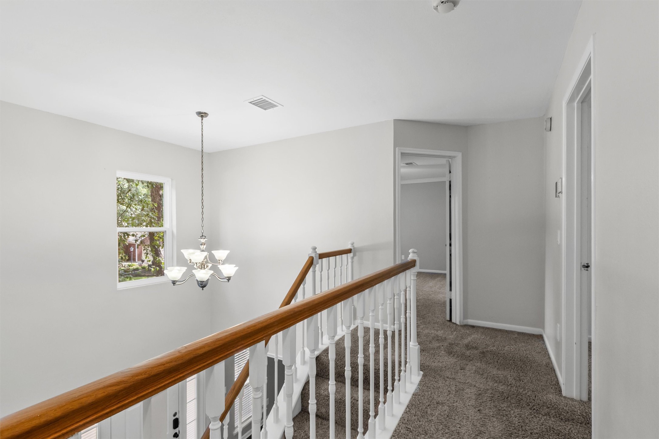 2 Summithill Place Property Photo 14