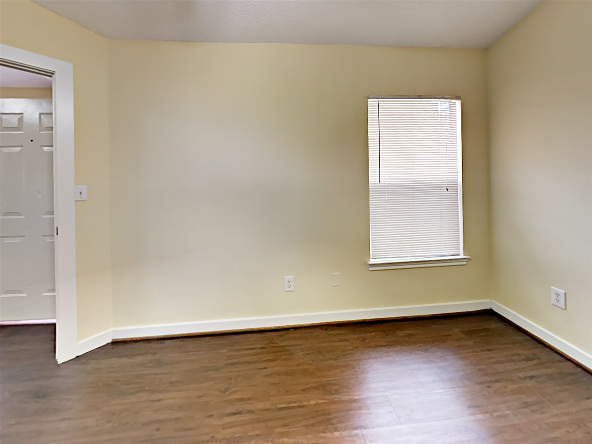 3247 Jorns Street Property Photo 9