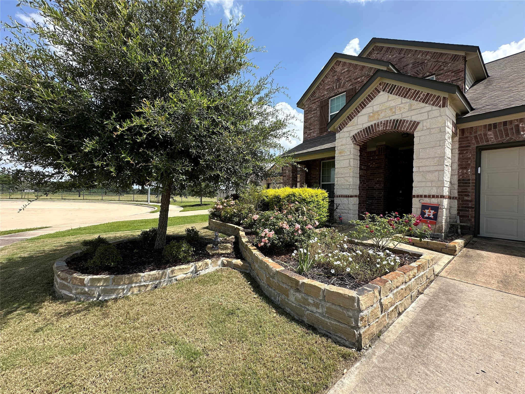 25911 Rose Frost Court