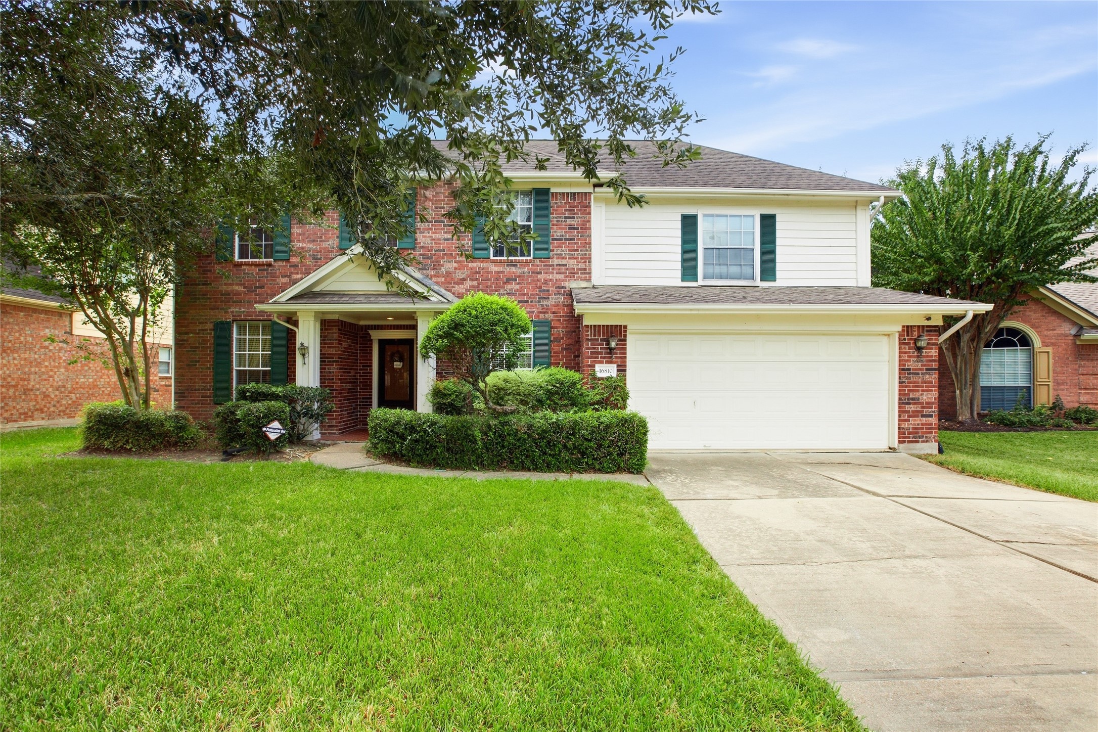 16810 Benwick Drive Property Photo 2