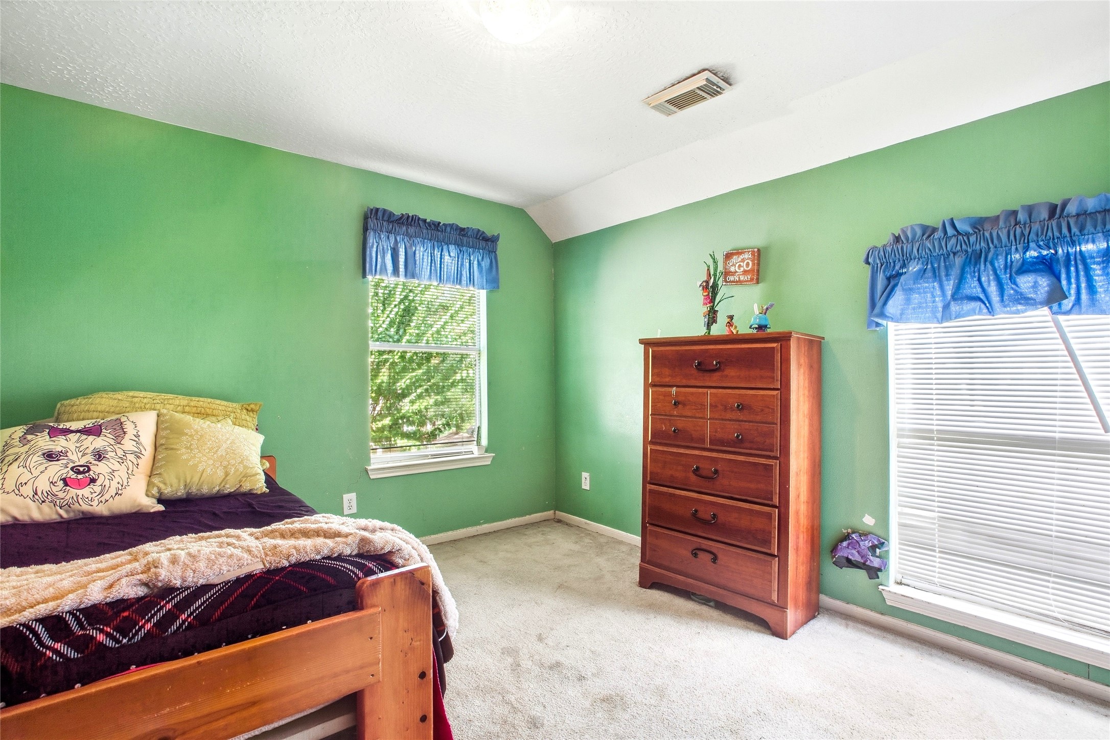 16810 Benwick Drive Property Photo 32