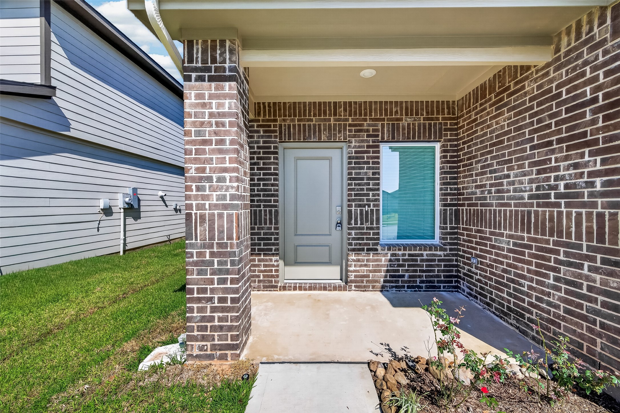 31218 Harp Ridge Drive Property Photo 2