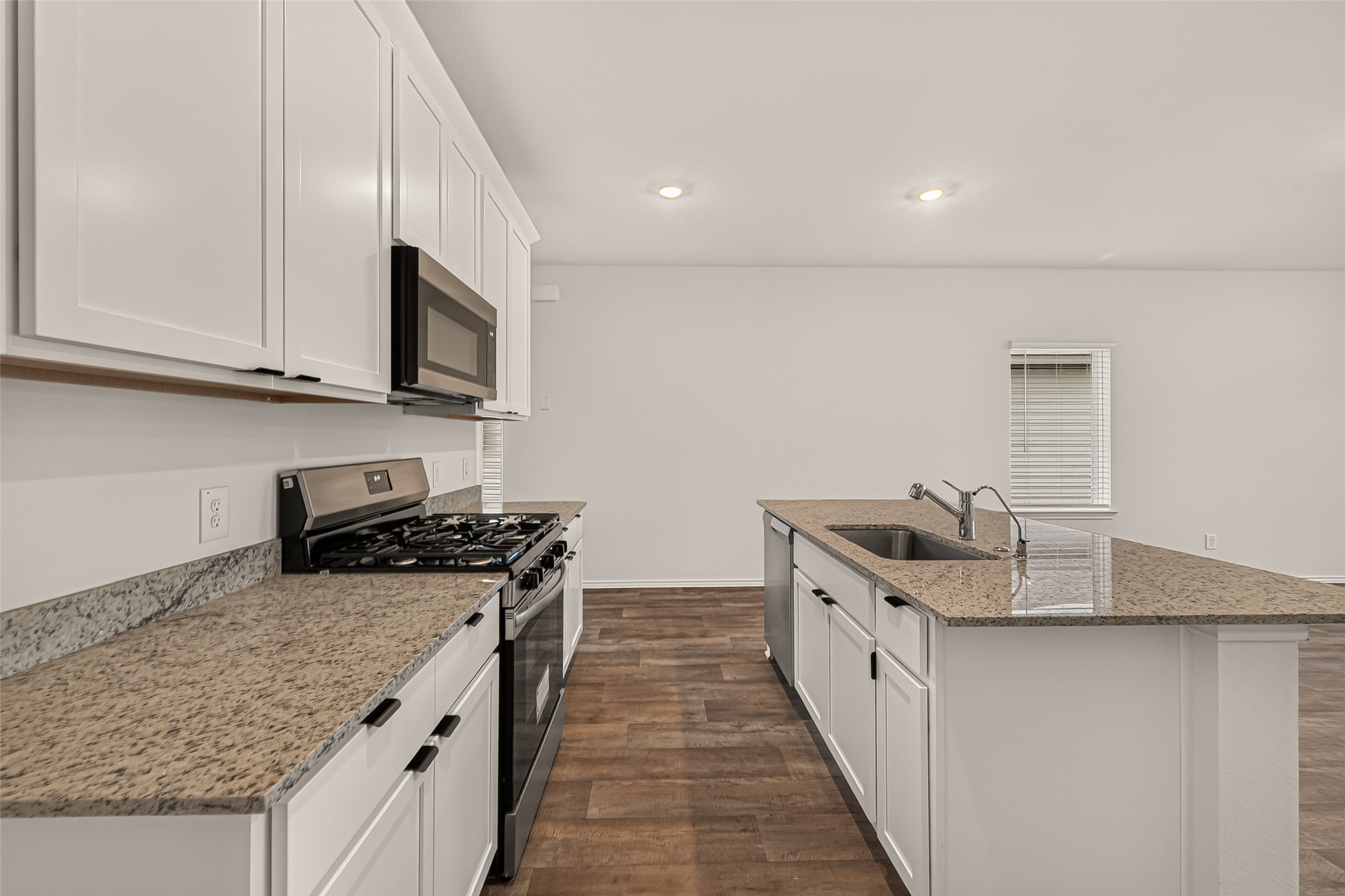 31218 Harp Ridge Drive Property Photo 9
