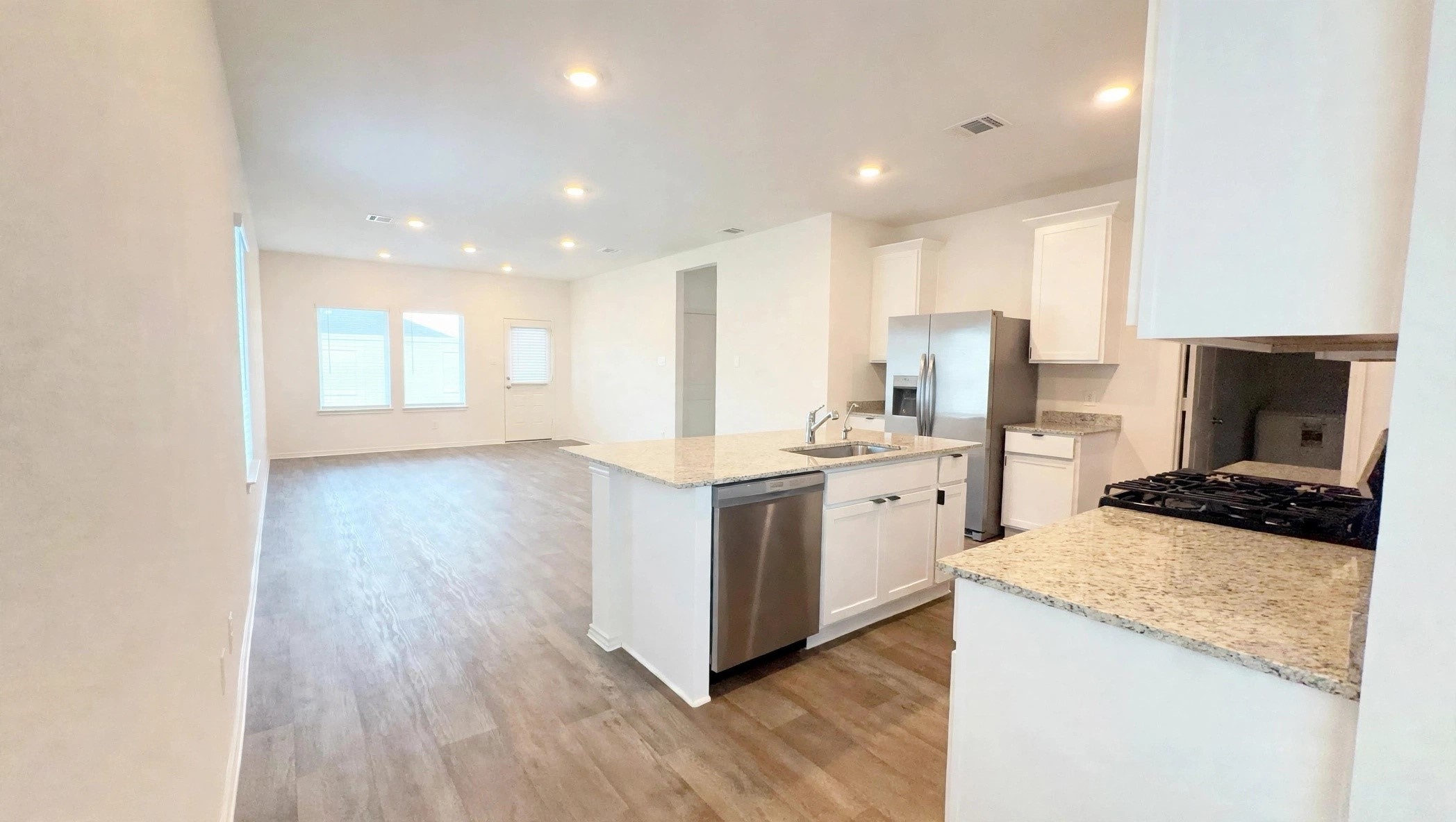 31218 Harp Ridge Drive Property Photo 5