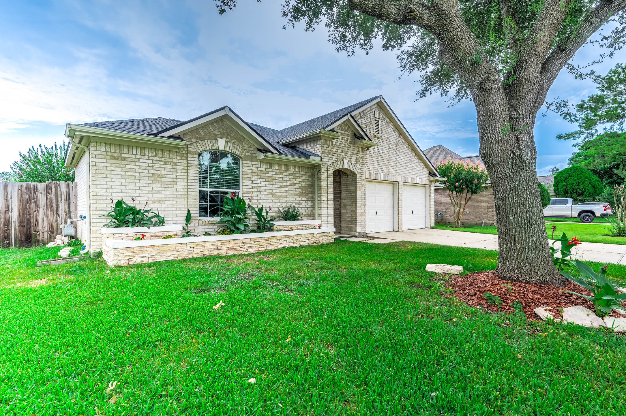 6526 Horsepen Bayou Drive Property Photo 2