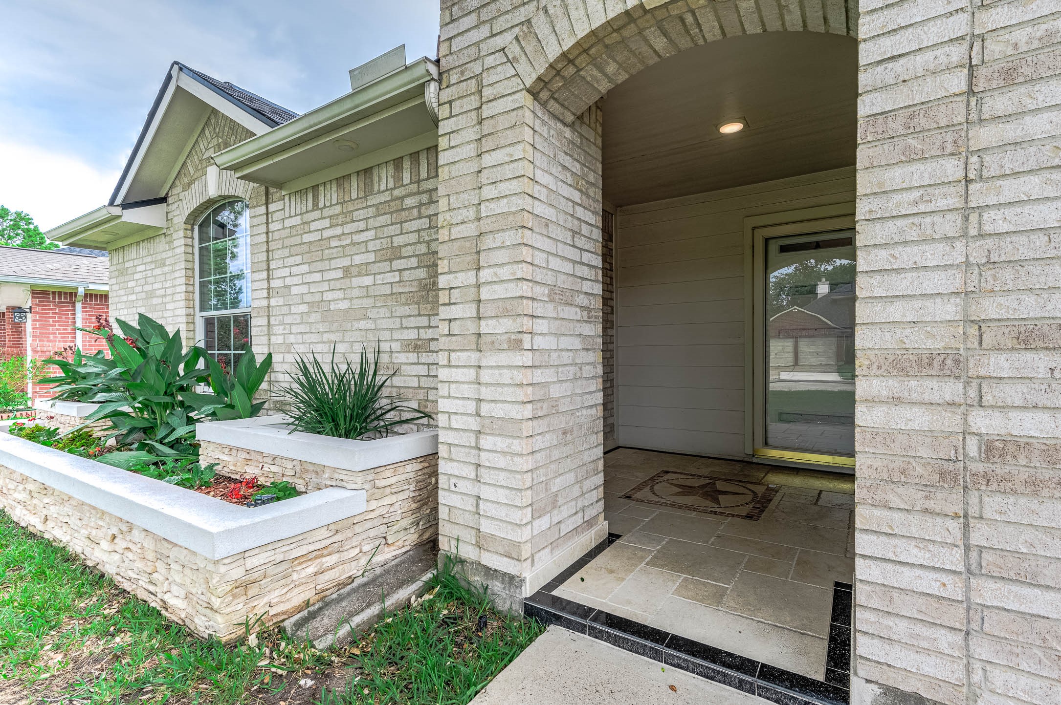 6526 Horsepen Bayou Drive Property Photo 3