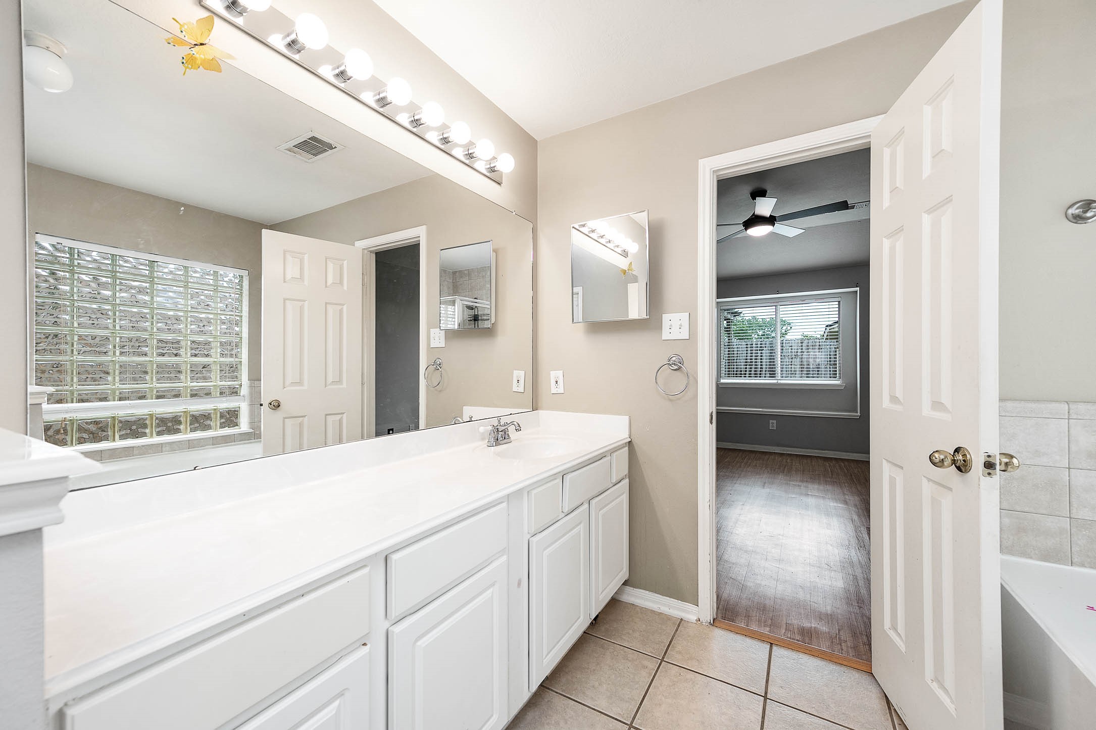 6526 Horsepen Bayou Drive Property Photo 19