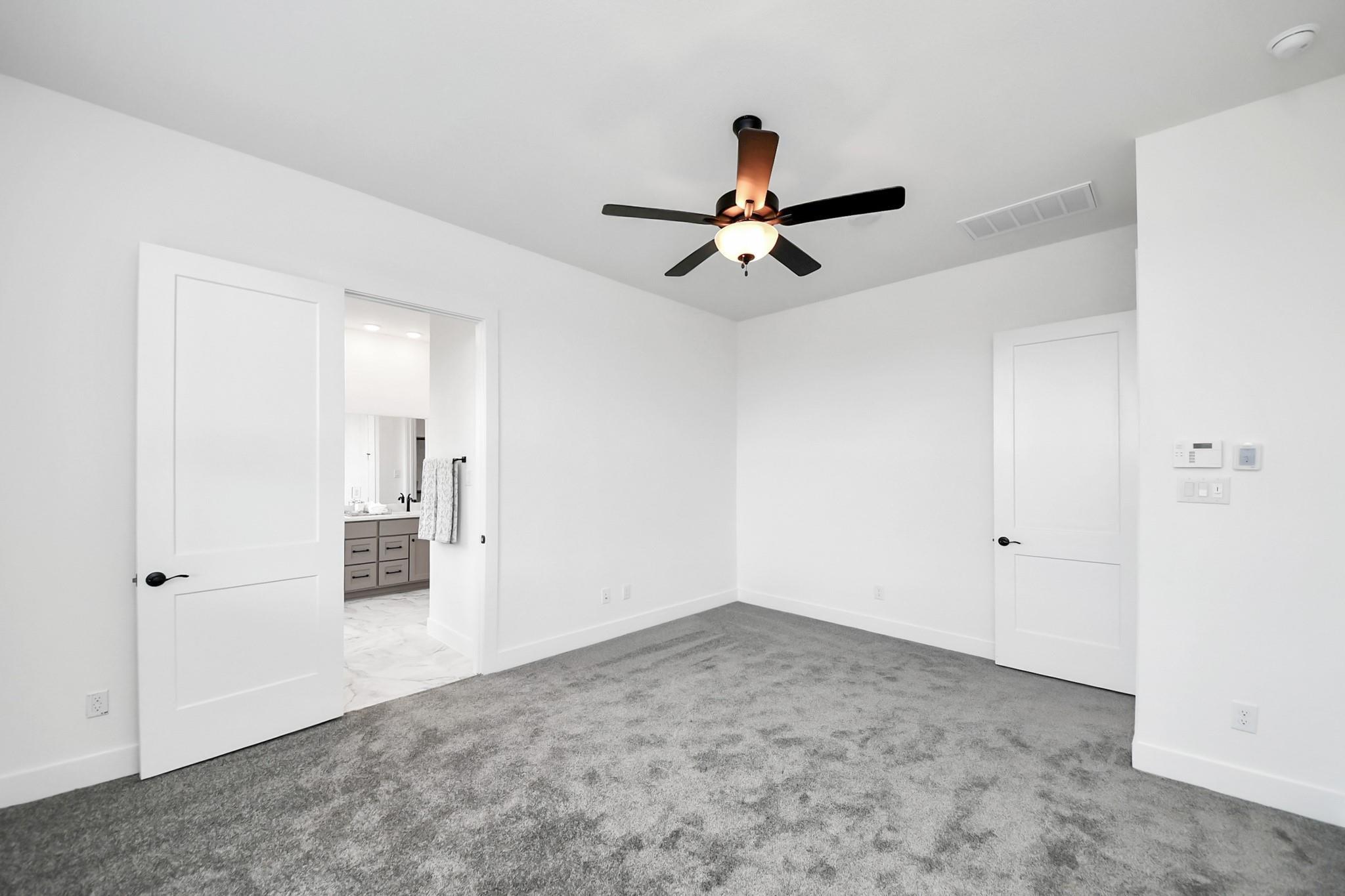 9438 Chateau Hill Drive, Manvel Tx 77578 Property Photo 17