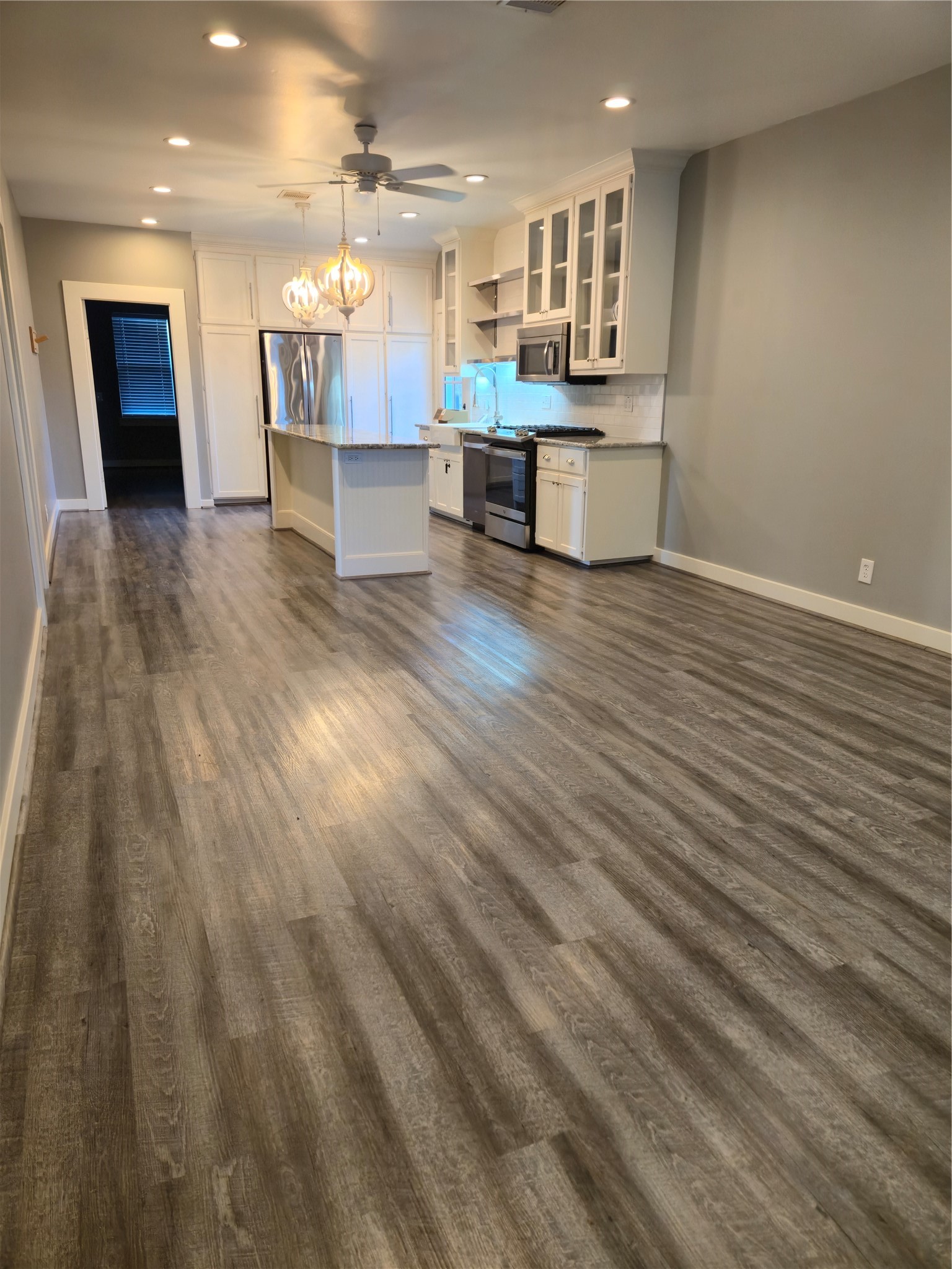 402 4th Street Property Photo 2