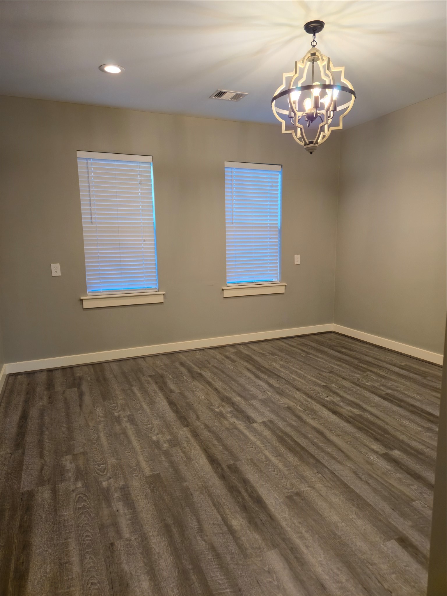 402 4th Street Property Photo 6