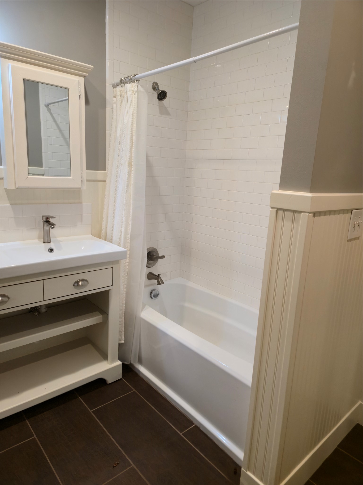 402 4th Street Property Photo 9