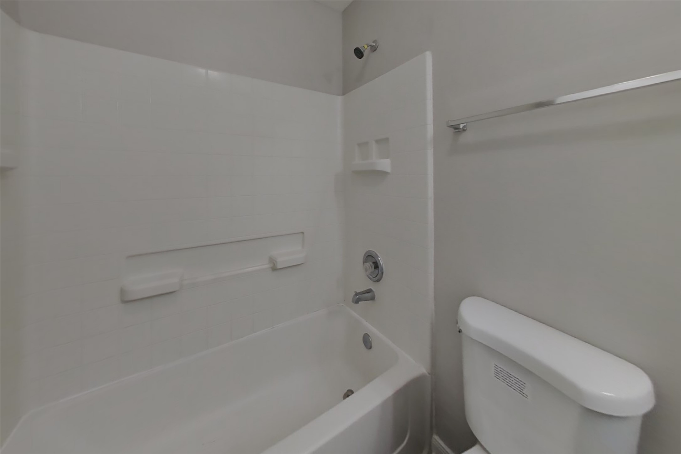 21402 Palma Grove Way Property Photo 9