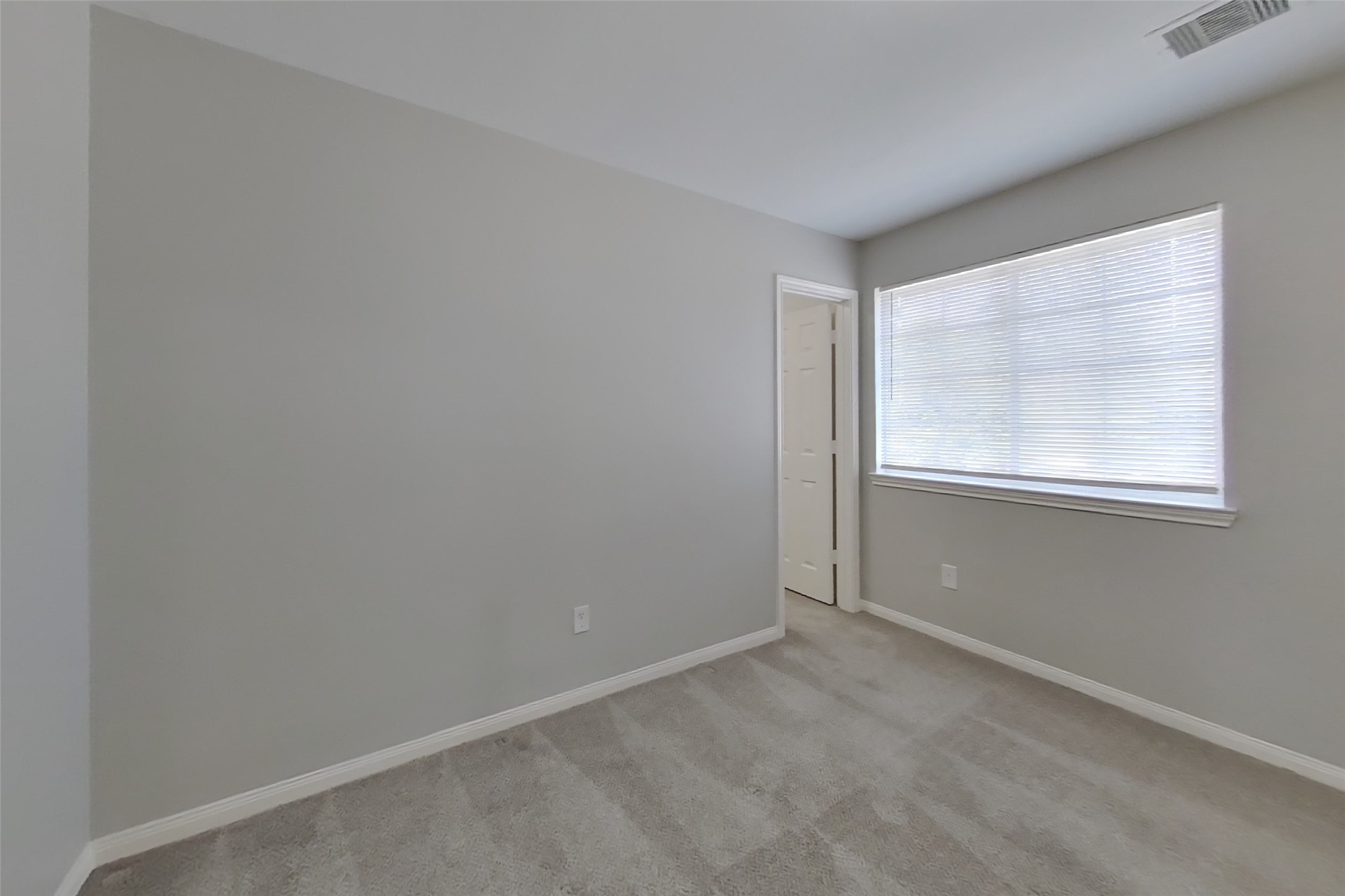 21402 Palma Grove Way Property Photo 10
