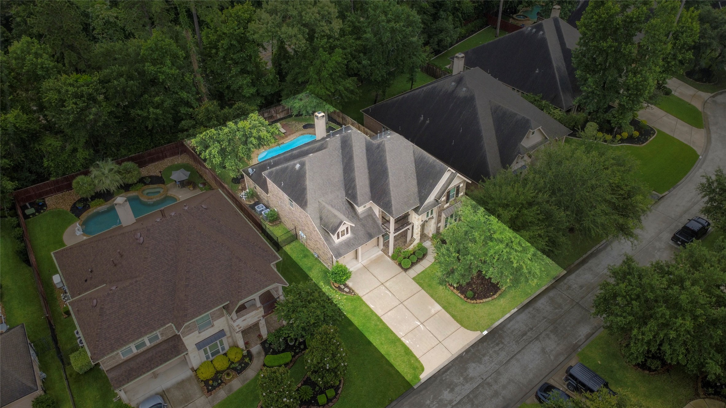 18 Blue Wildflower Place Property Photo 5