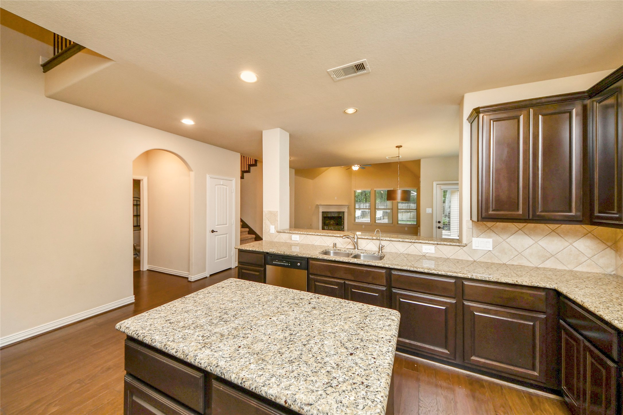 18 Blue Wildflower Place Property Photo 12