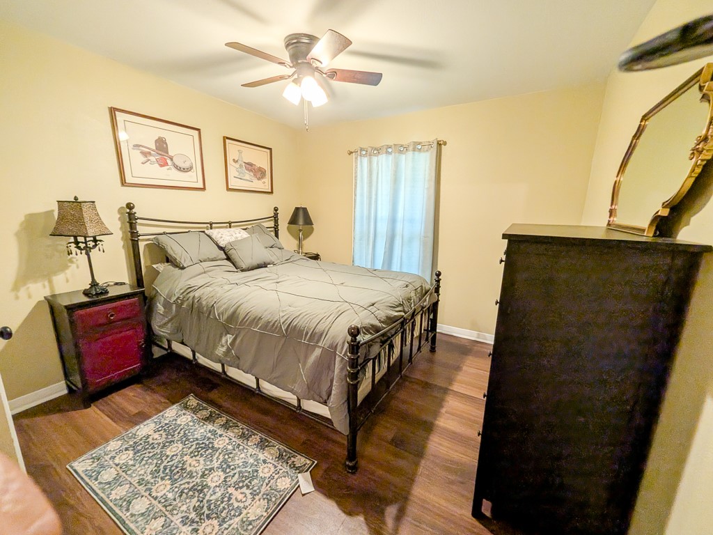 1139 County Rd 403 Property Photo 15