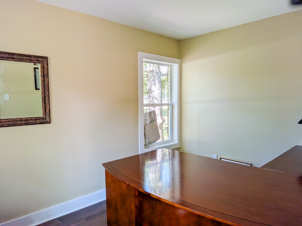 1139 County Rd 403 Property Photo 22
