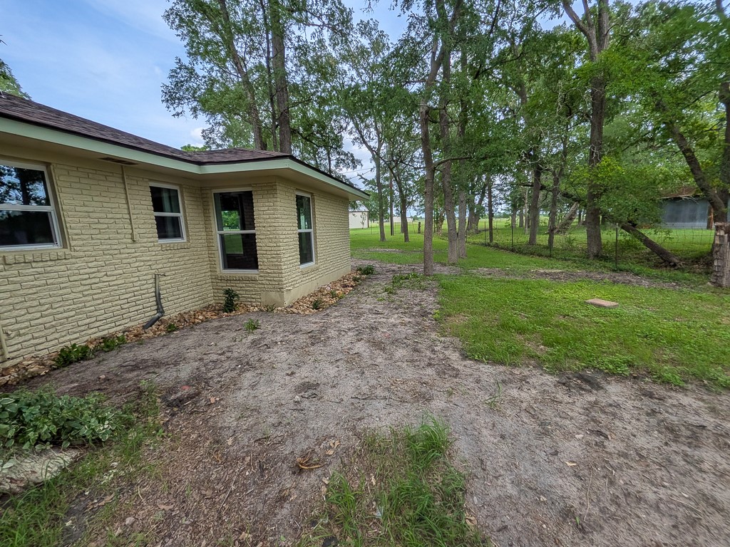 1139 County Rd 403 Property Photo 28