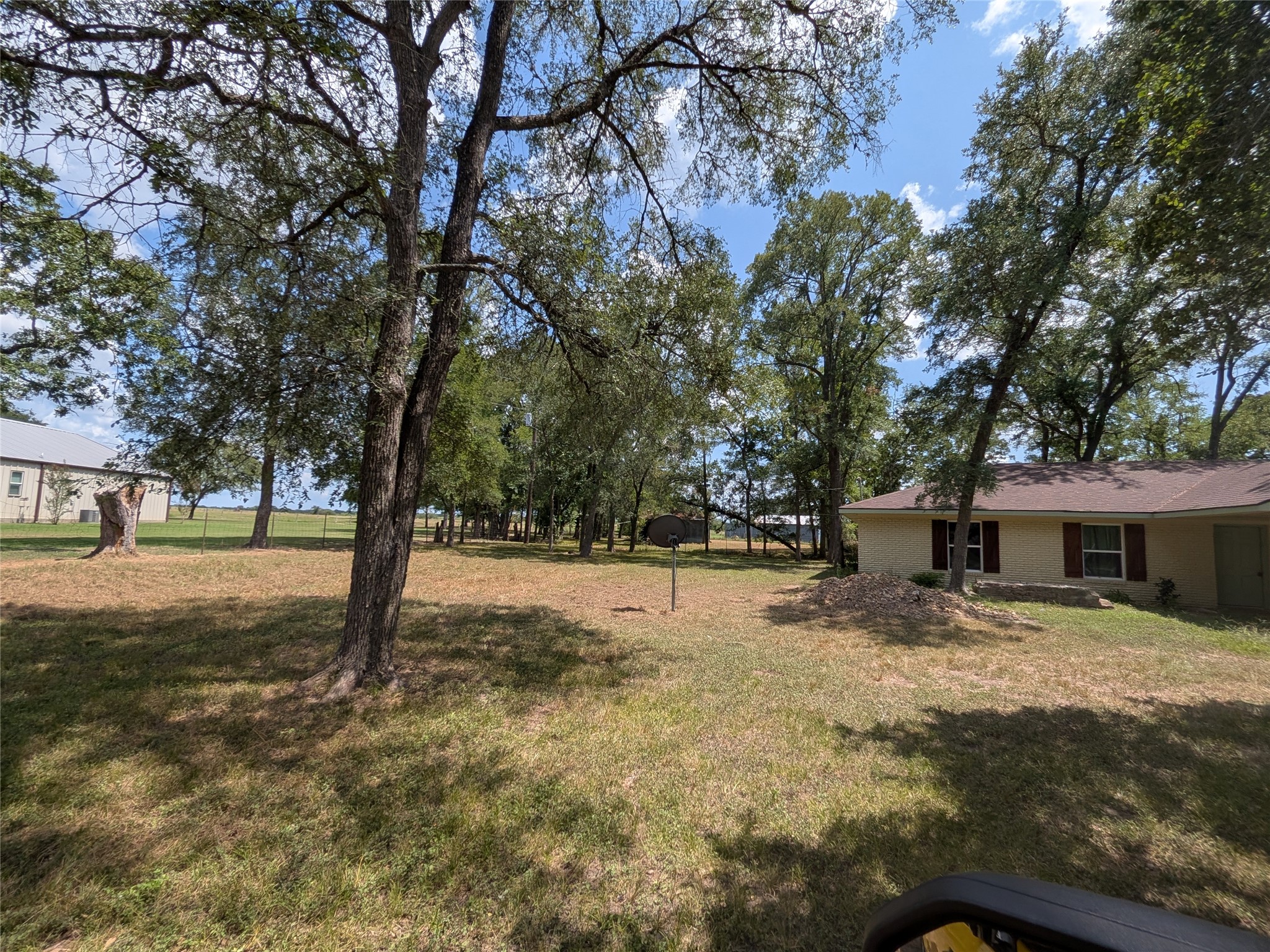 1139 County Rd 403 Property Photo 36