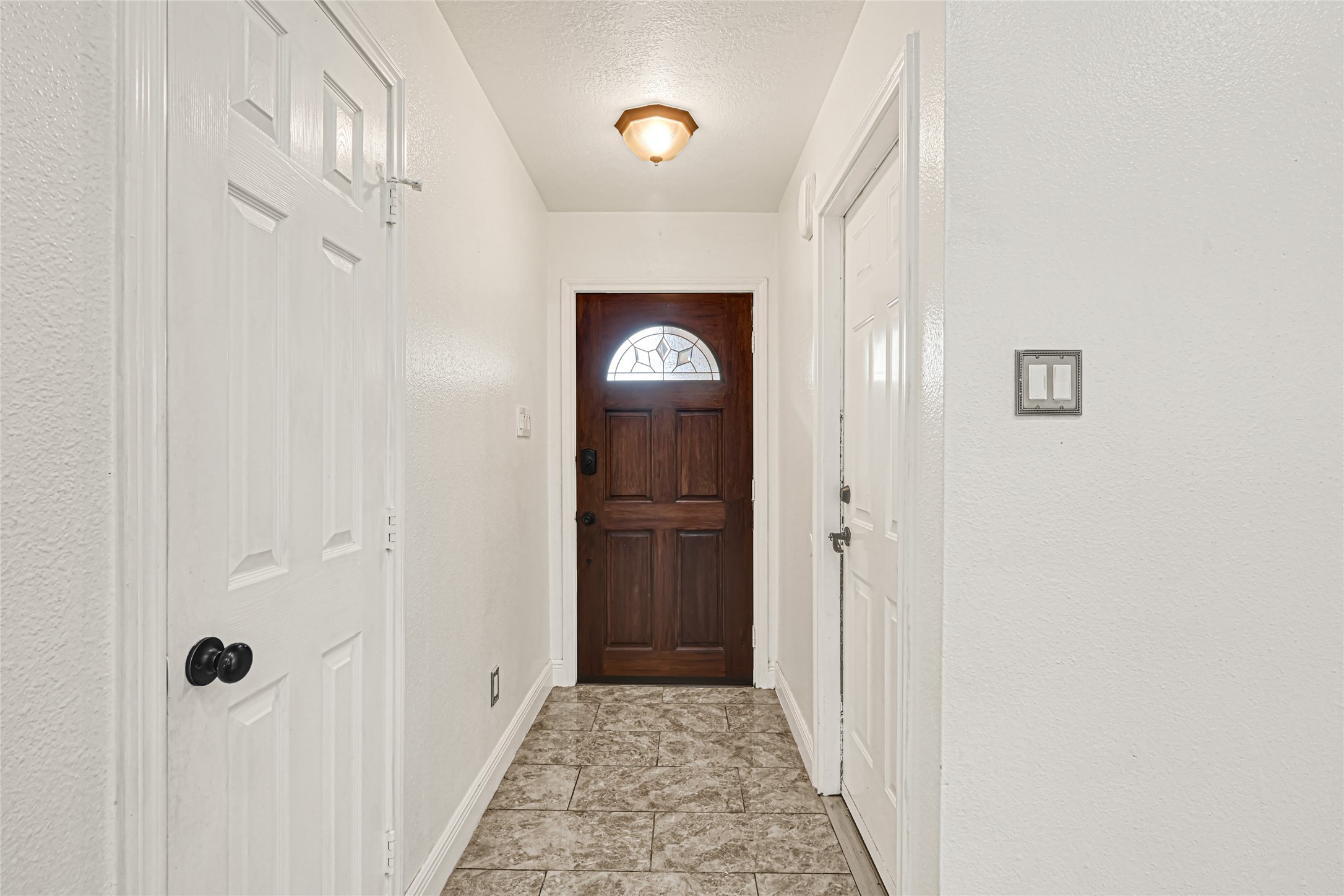 1618 Westfork Drive Property Photo 3
