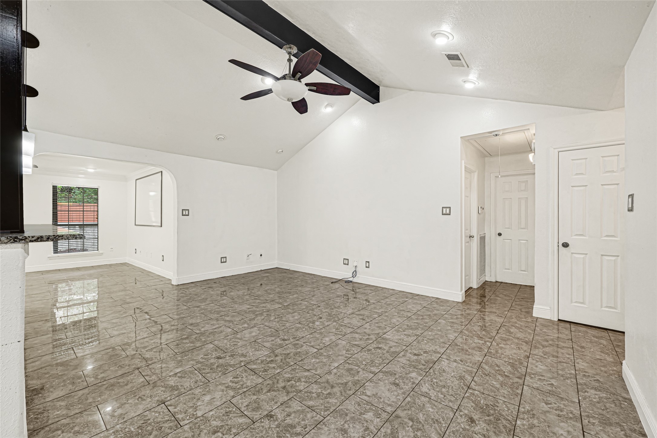 1618 Westfork Drive Property Photo 5