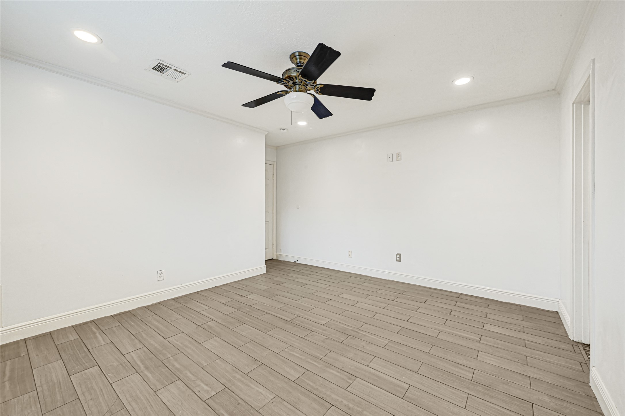 1618 Westfork Drive Property Photo 13