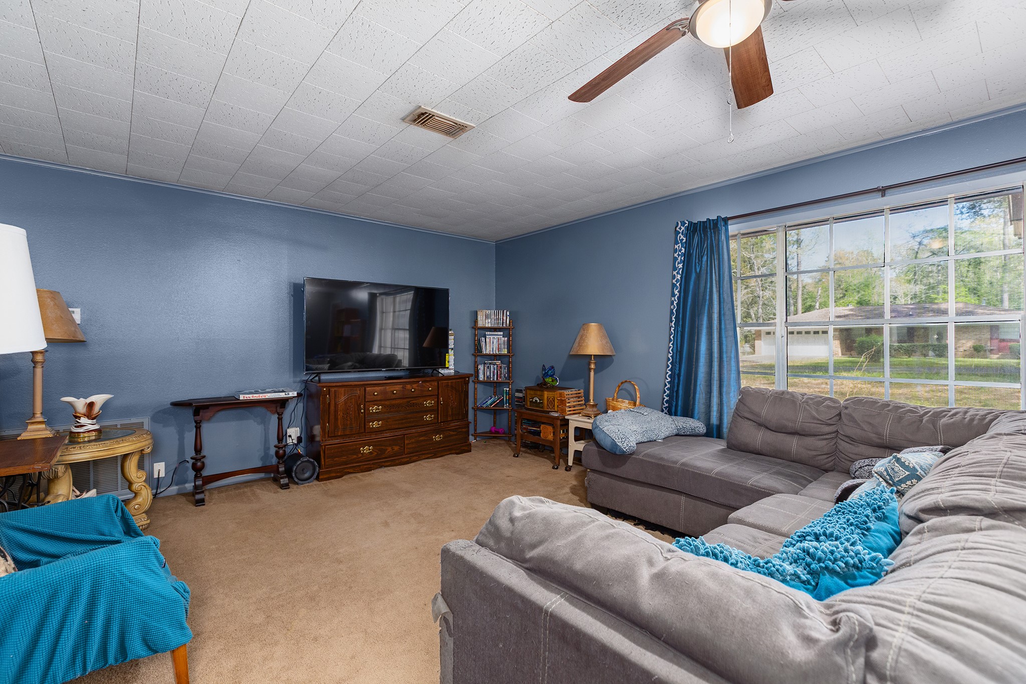 1105 Ada Street Property Photo 5