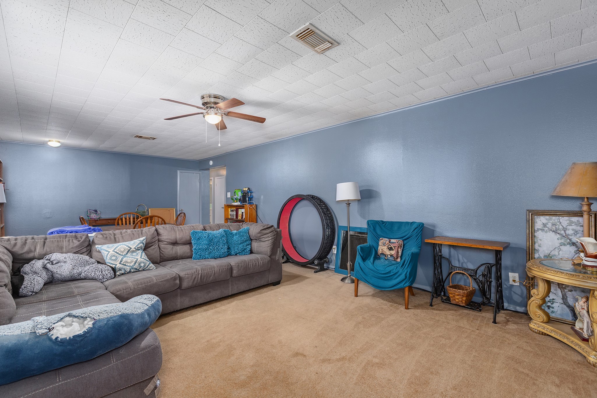 1105 Ada Street Property Photo 6
