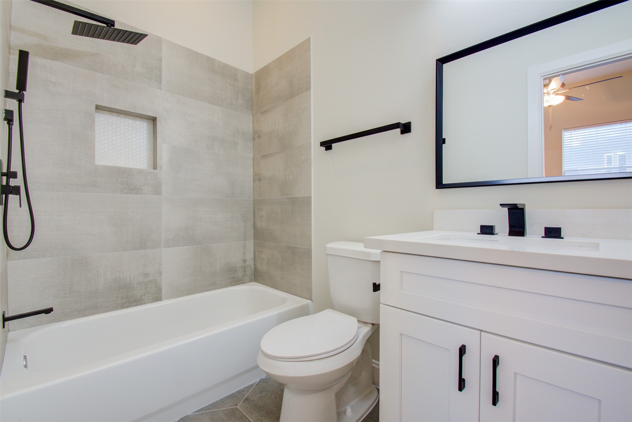 1733 Tuam Street Property Photo 26
