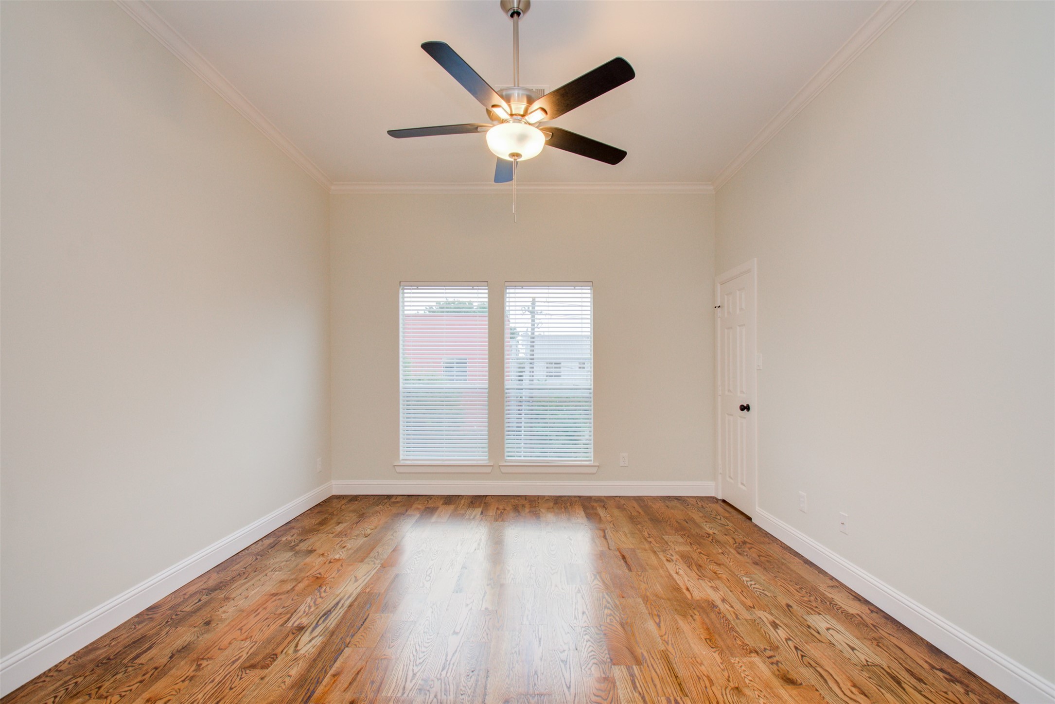 1733 Tuam Street Property Photo 29