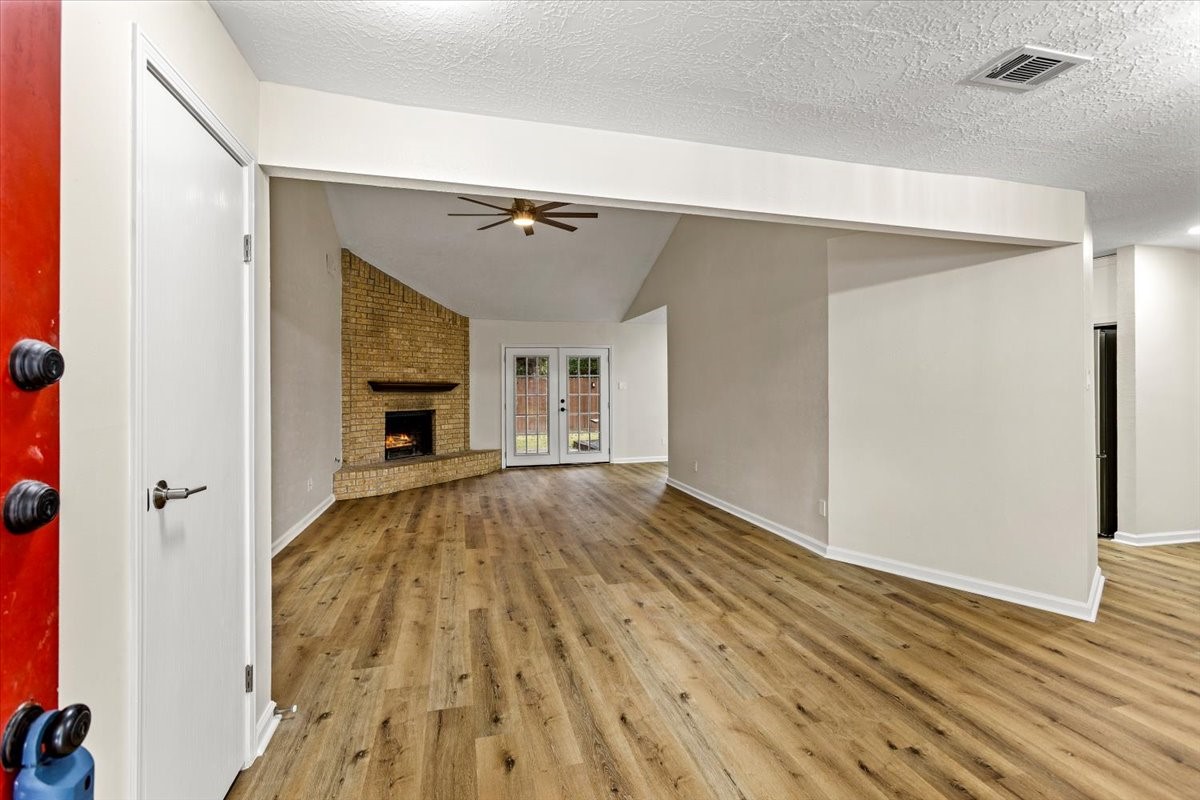 3315 Beaver Glen Drive Property Photo 5