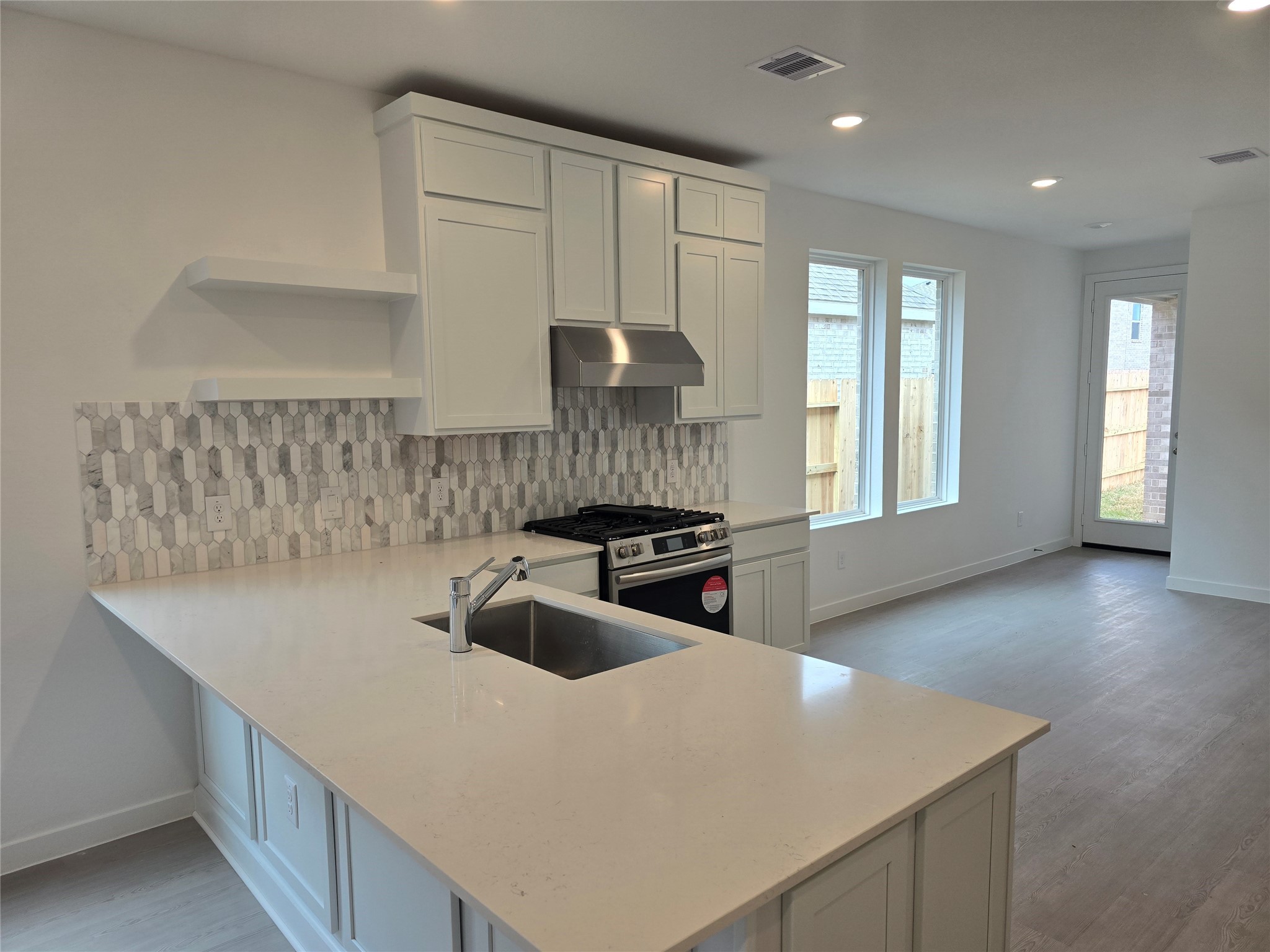 6551 Olive Twilight Lane Property Photo 5