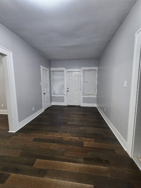 2504 Isabella Street Property Photo 7