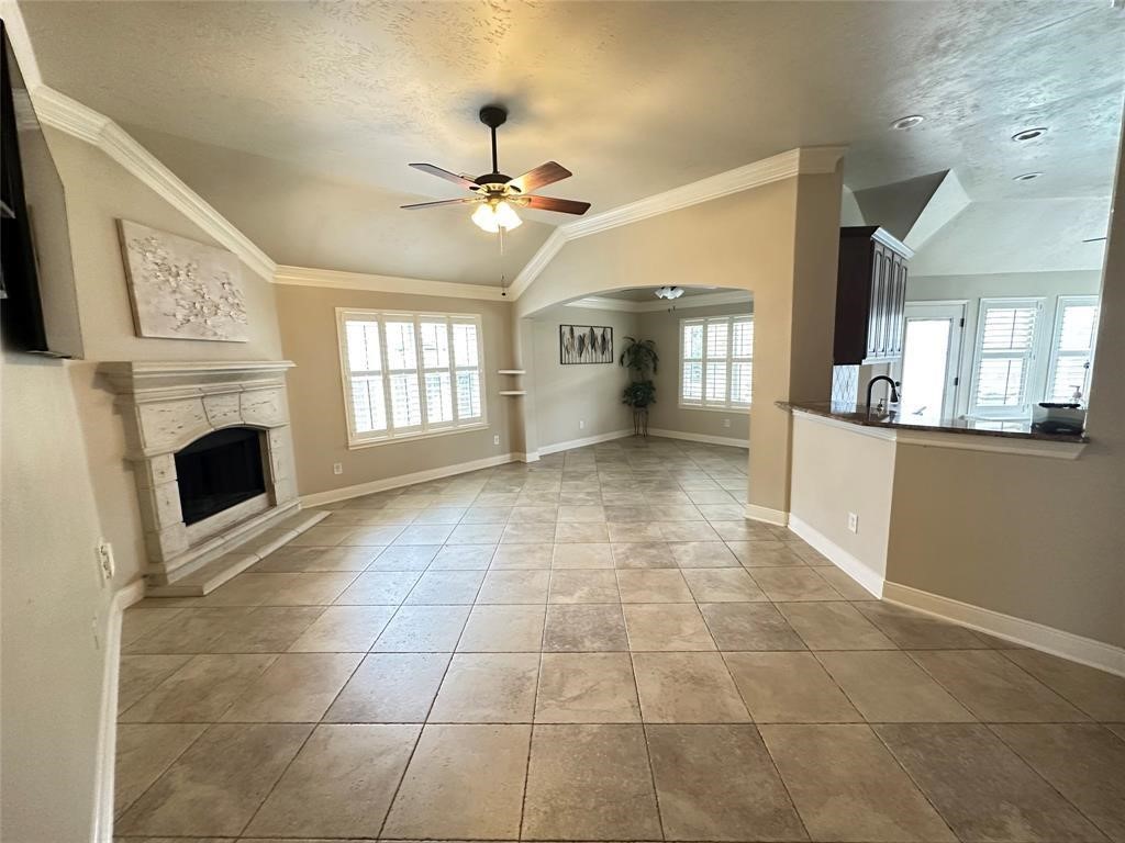 1526 Waterside Village Drive Property Photo 6